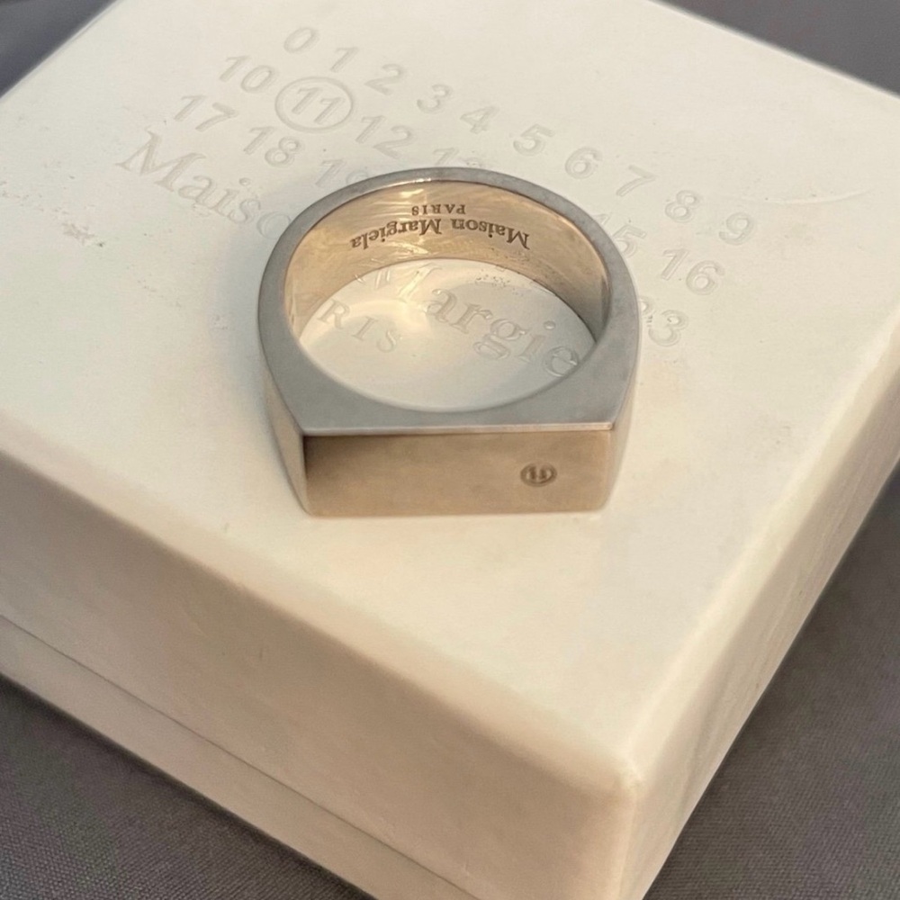 Maison Margiela Rectangular Ring - image 2